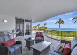 2001 SE Sailfish Point Boulevard Unit 207